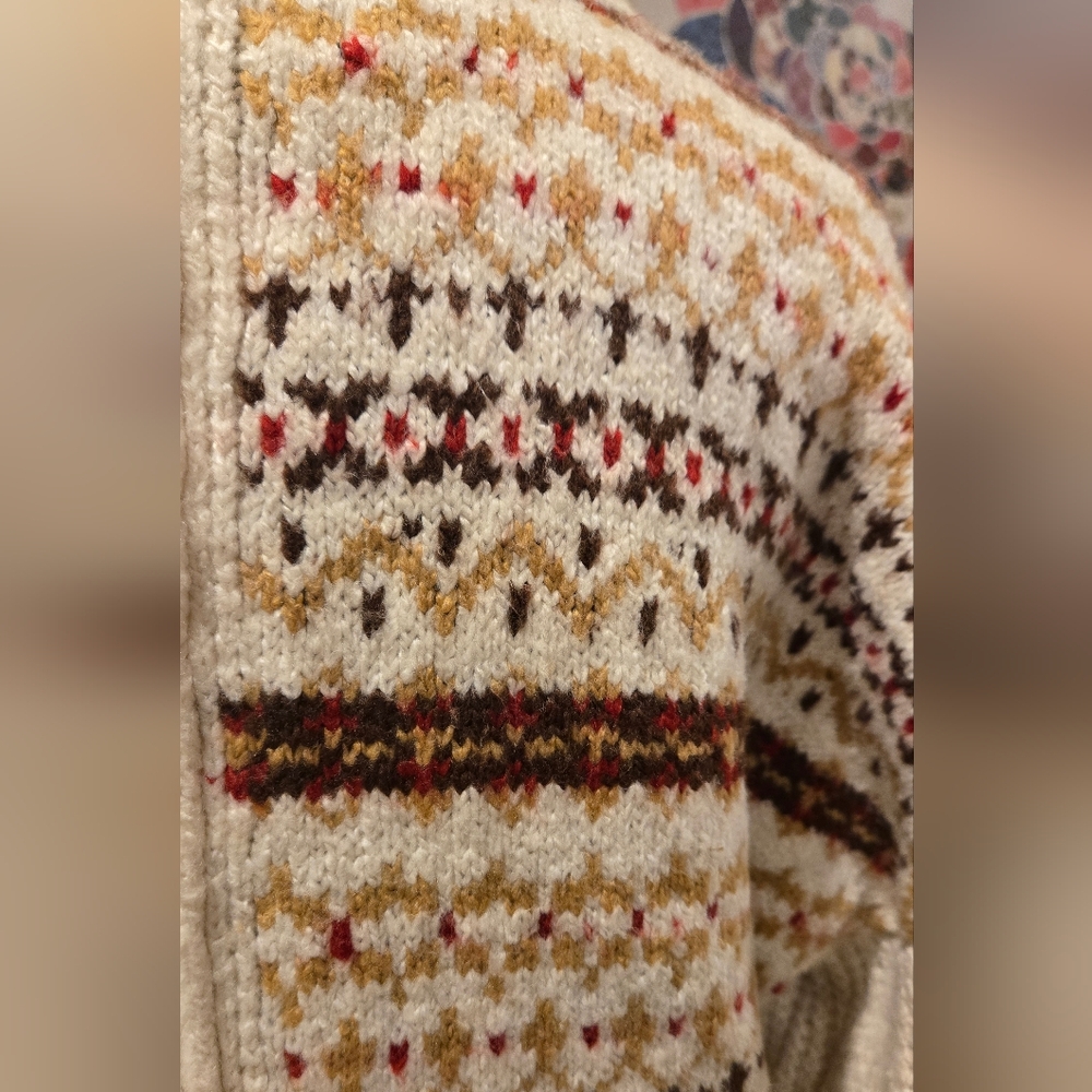 American Eagle Outfitters Cream Fair Isle Colorblock Turtleneck Sweater - Picture 5 of 9